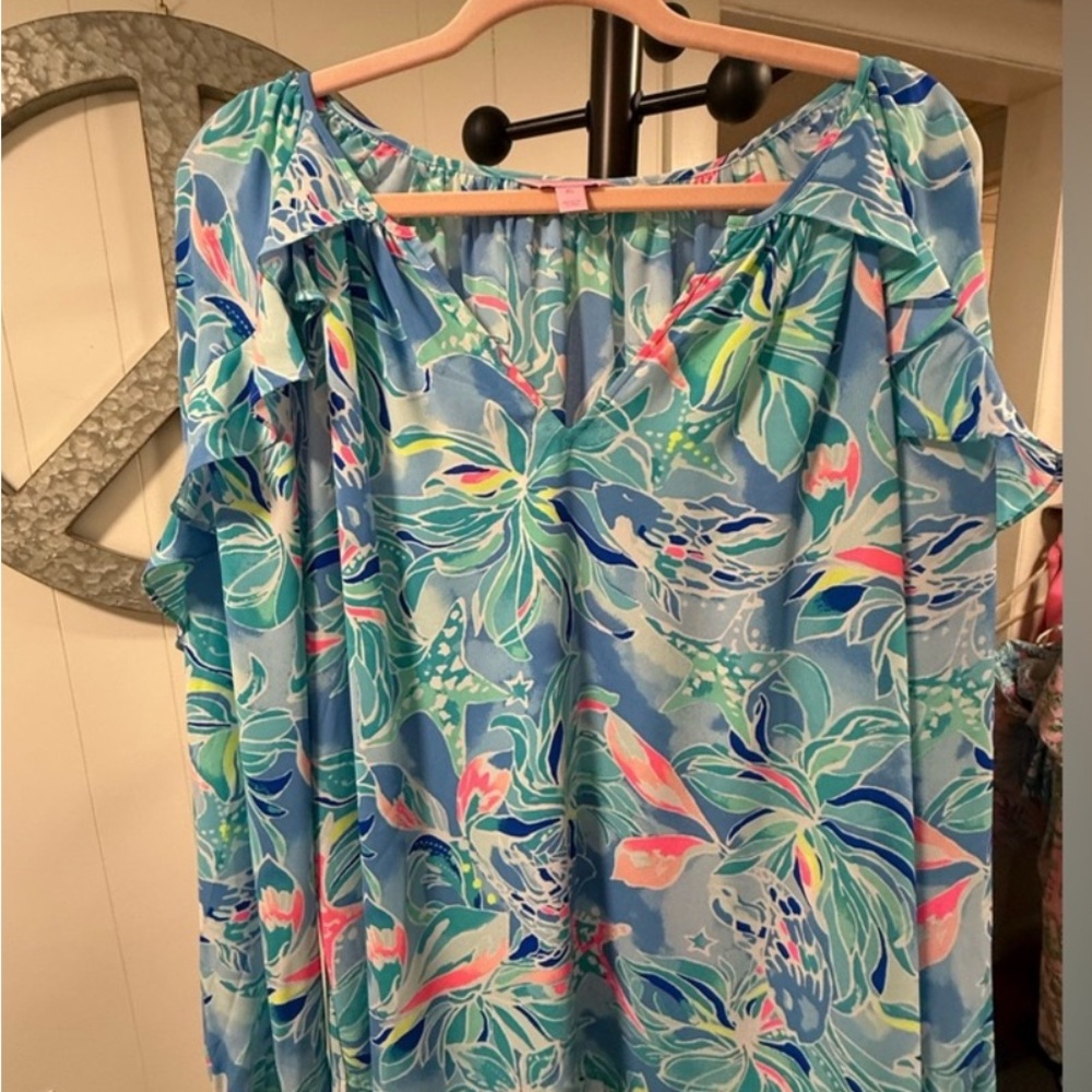 Lilly Pulitzer Blue Floral Blouse